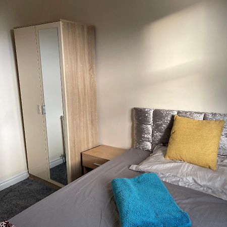 Pc Lodge Kingswood St Preston R1 Eksteriør bilde