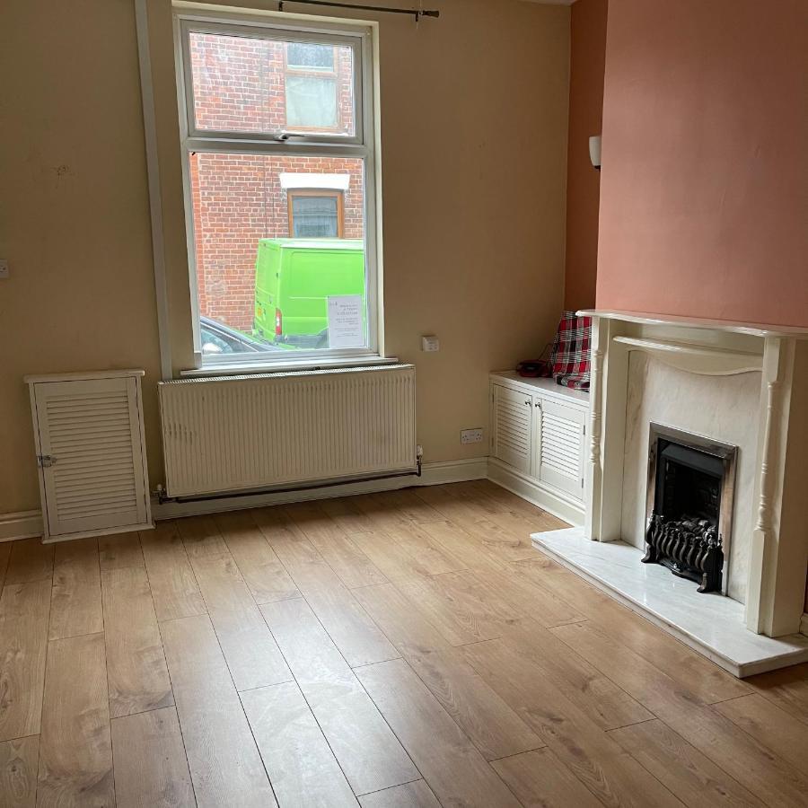 Pc Lodge Kingswood St Preston R1 Eksteriør bilde